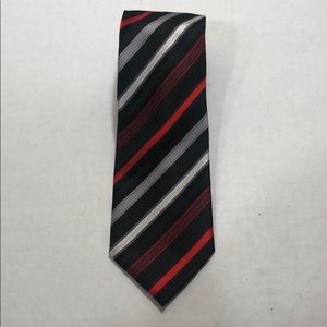 George Tie